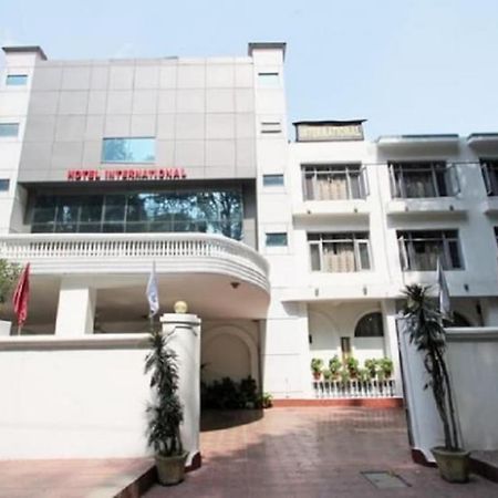 Hotel International Srinagar Dış mekan fotoğraf