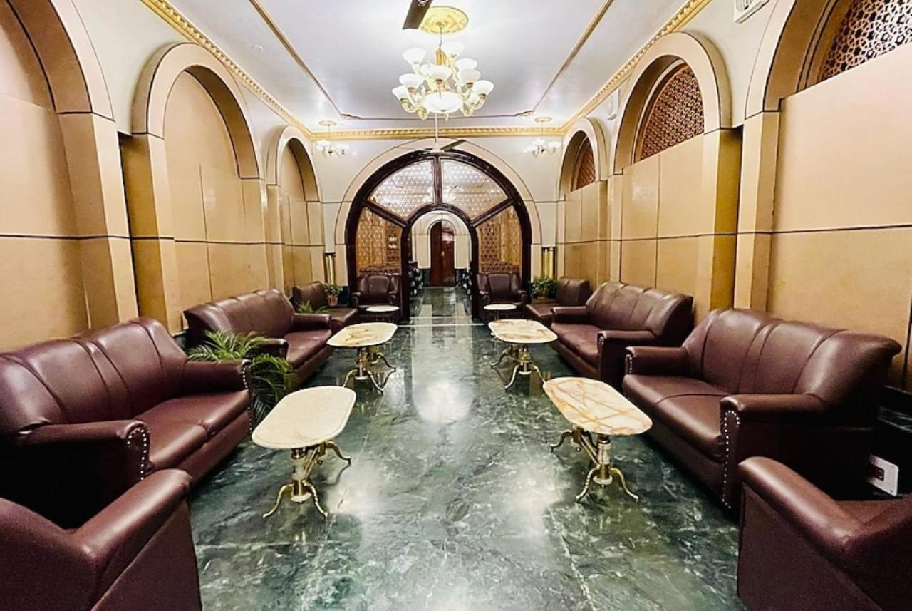 Hotel International Srinagar Dış mekan fotoğraf